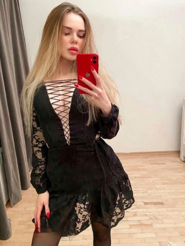 Викуся